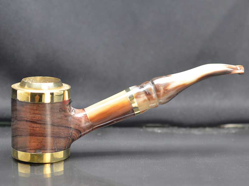 Tẩu Xì Gà Free Size Được Làm Từ Gì? Khám Phá Những Chất Liệu Cao Cấp Nhất